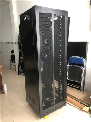 Tủ Rack 42U sâu D600 màu GHI, TRẮNG, ĐEN, hiệu AnRack, mã AR-4260XF/AR-4260X